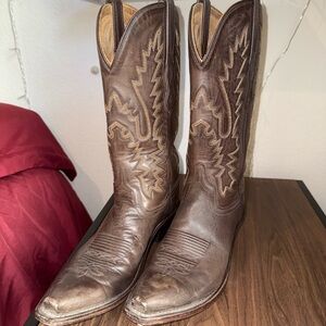 Women's Old West Cowboy Boots Size 8 real leather